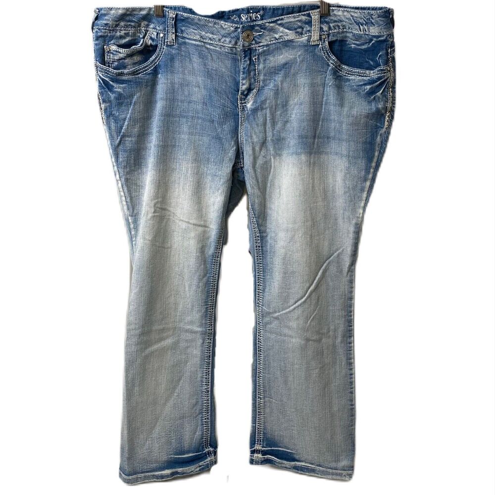 Women’s 24 X 29 Jeans Series Short and Sexy Blue Denim 5 Pocket Straight Leg